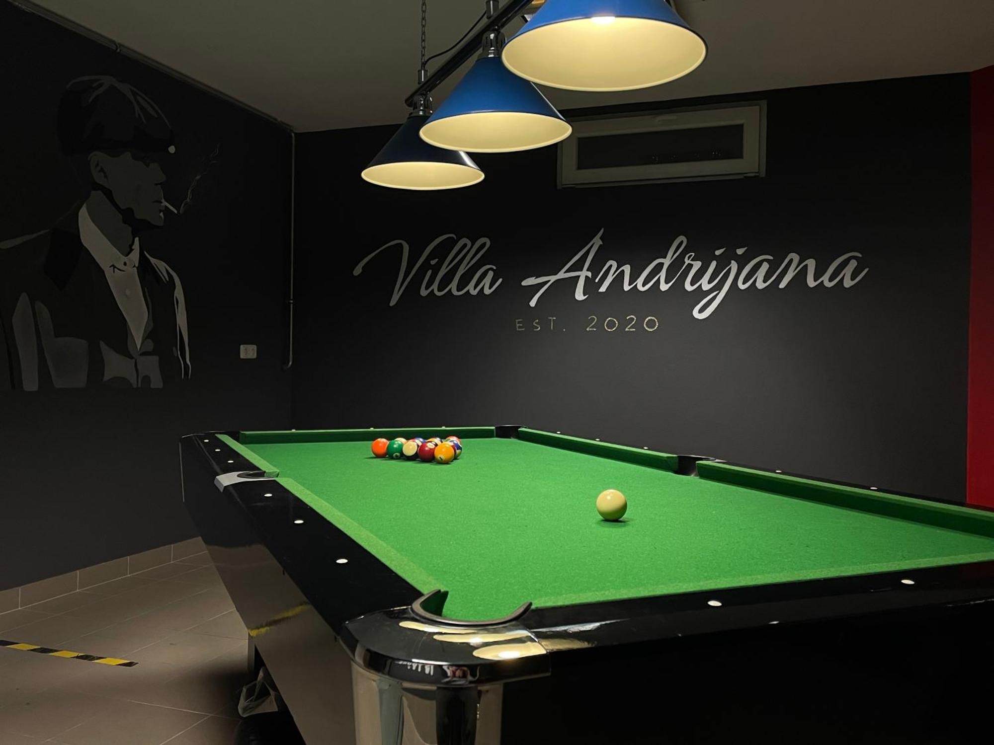 Villa Andrijana - Exclusively Yours - Family Getaway With Private Pool Kastela Ngoại thất bức ảnh