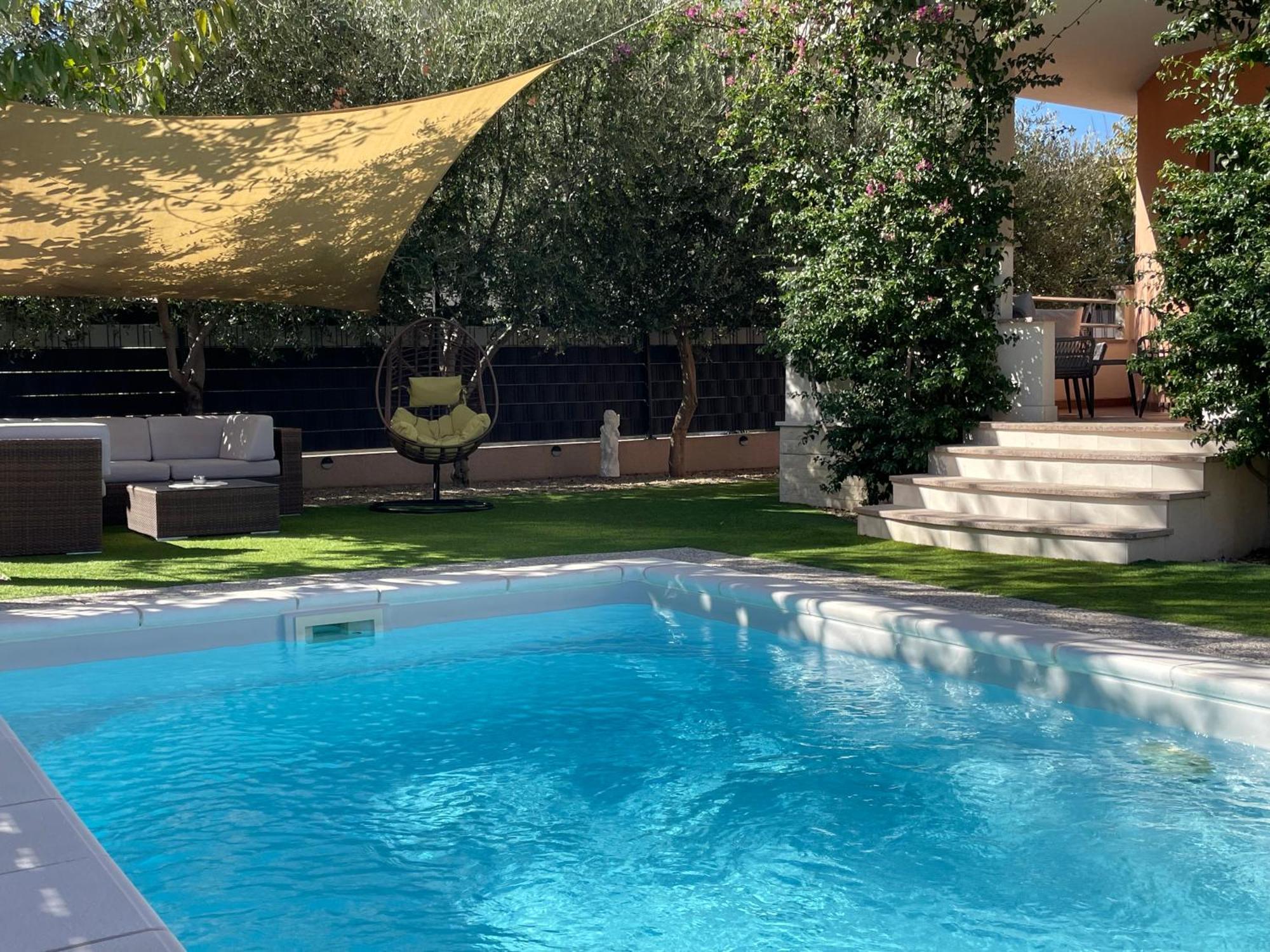 Villa Andrijana - Exclusively Yours - Family Getaway With Private Pool Kastela Ngoại thất bức ảnh